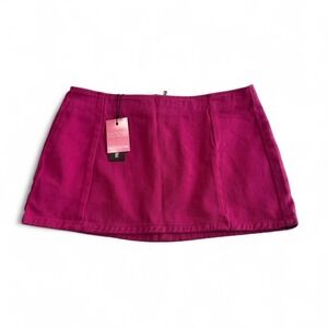 NWT PrettyLittleThing Mini Skirt | Y2K Vibes | Woman Size US 6 | Hot Pink‎